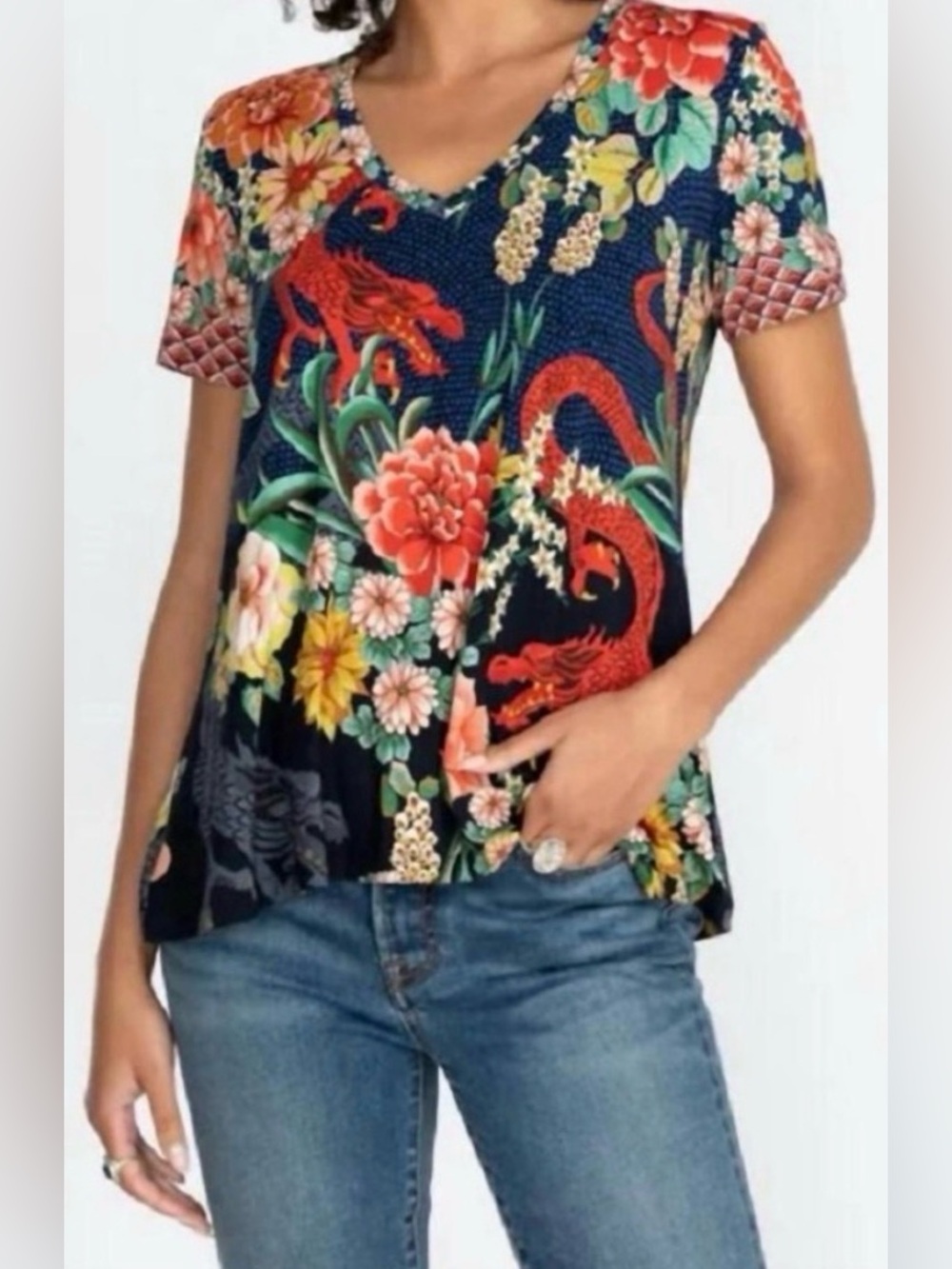 Johnny Was Dragona Bright V-Neck Swing Tee Asian Boho Artsy Soft Stretch XS - Picture 5 of 9